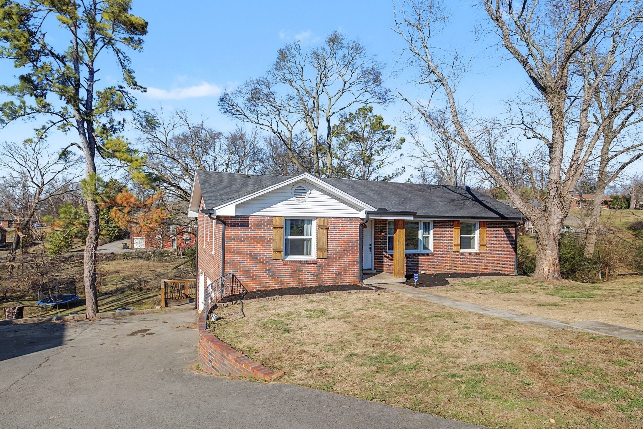 Building Photo - 100 Dellrose Dr