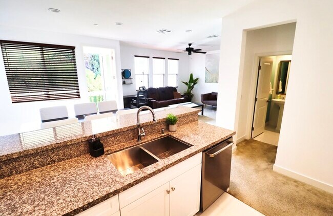 Building Photo - 1110 Makena Way