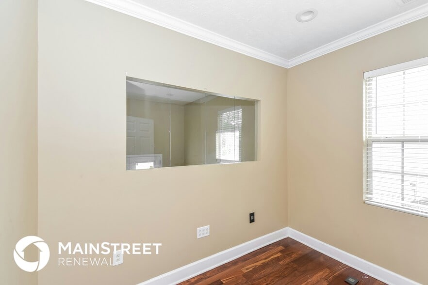 Building Photo - 861 Pin Oak Dr