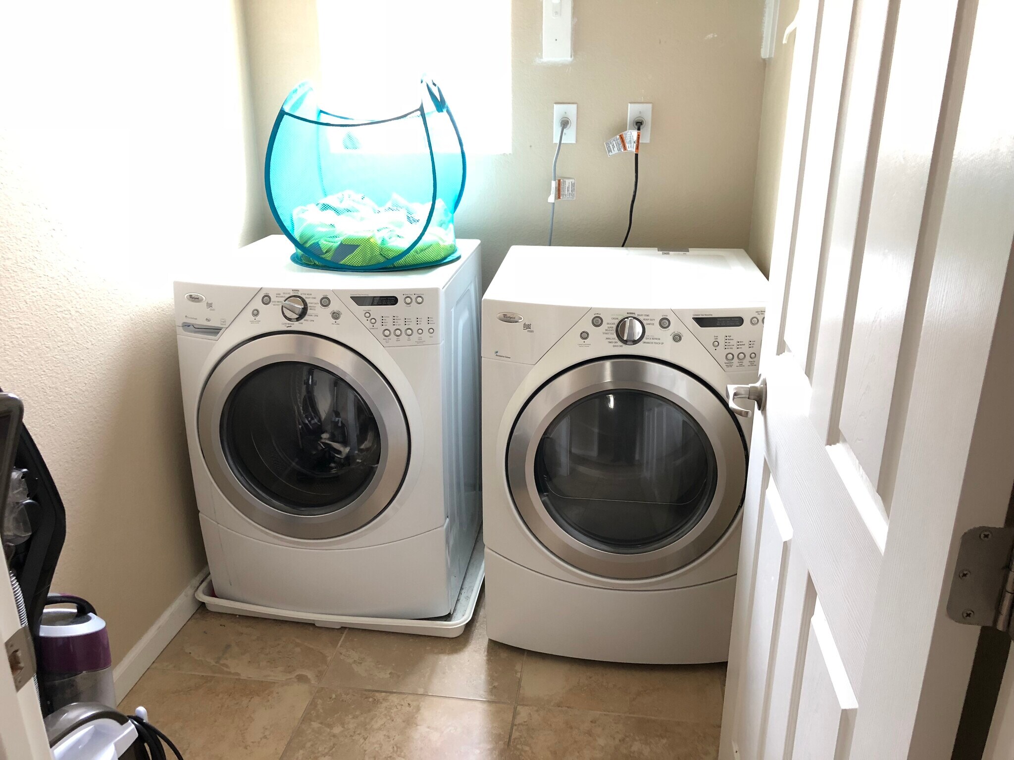 Building Photo - 5936 Via Lugano