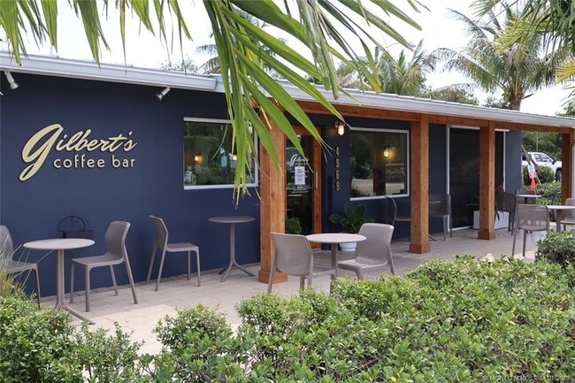 Building Photo - 4982 SE Railway Ave