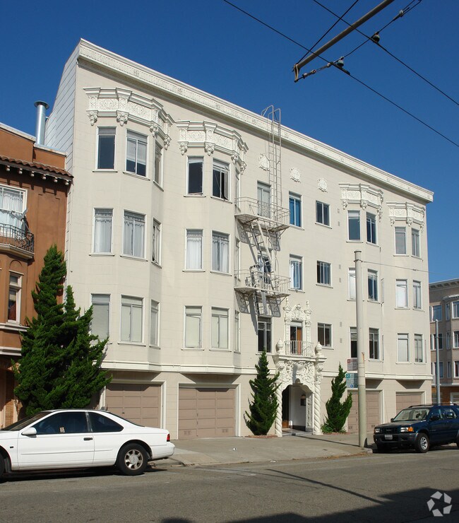 Building Photo - 3255 Broderick St