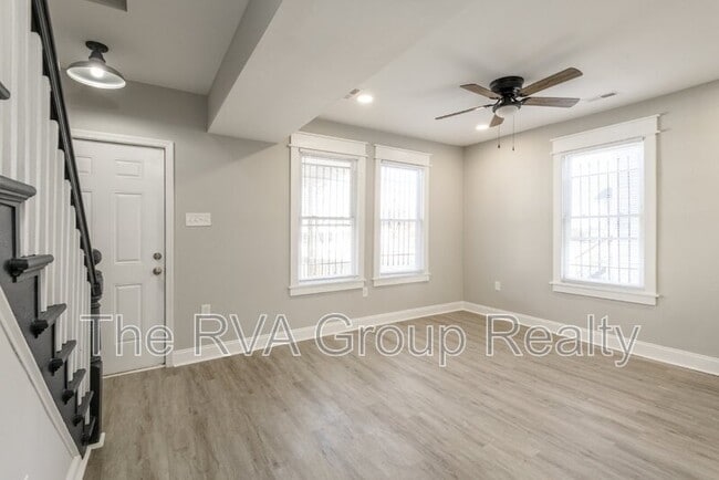 Building Photo - 1808 Mansion Ave