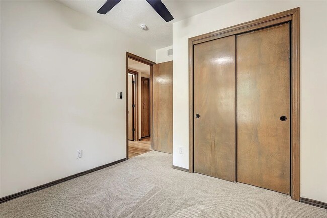 Building Photo - Completely Remodeled Stylish Home in La Vi...