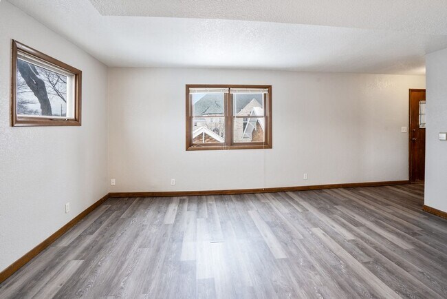 Building Photo - 809 Washington St