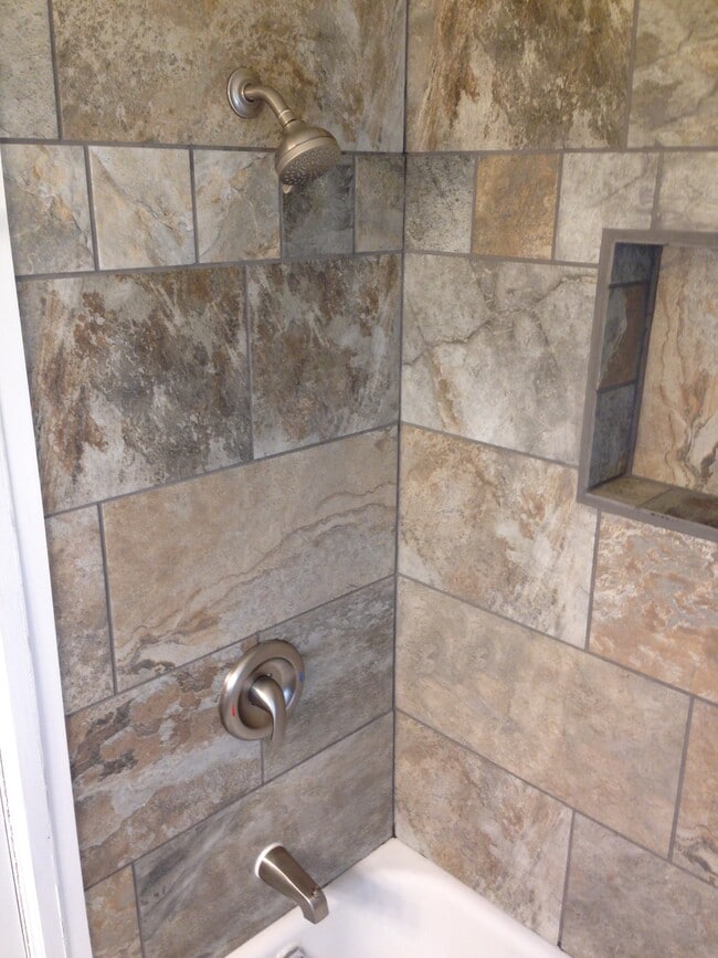 Building Photo - 345 Ramsey St