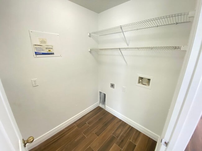 Building Photo - 15353 Perdido Dr