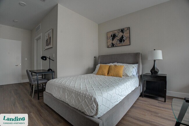 Building Photo - 1999 E Boston St