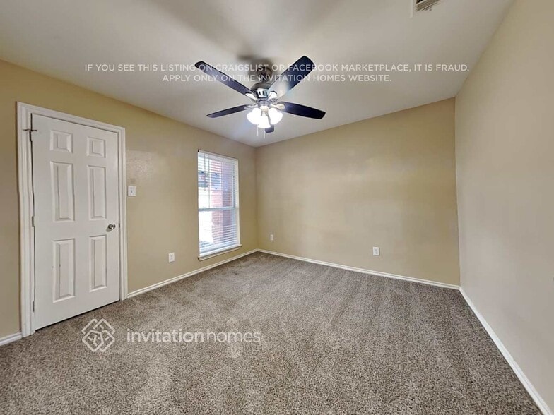 Building Photo - 1312 Regatta Pl