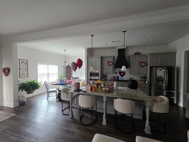 Building Photo - 432 Setter Trail