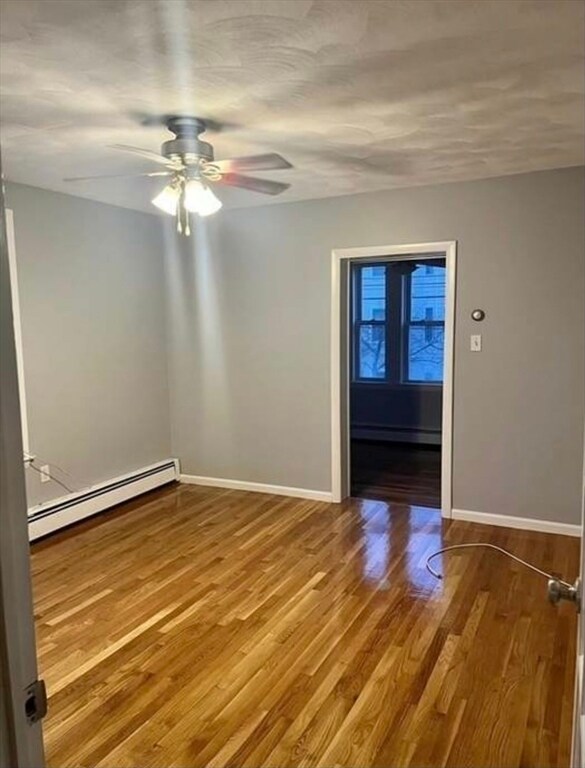 Building Photo - 296 Revere St