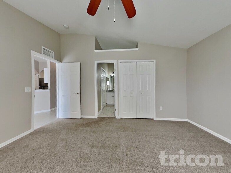 Building Photo - 1054 Valentine St