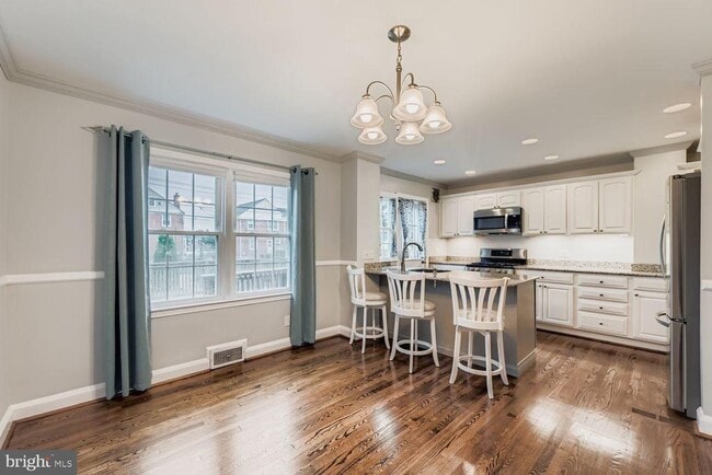 Building Photo - 8119 Kirkwall Ct
