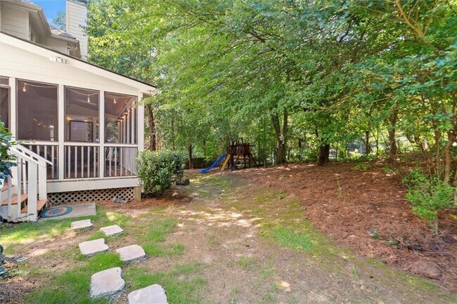 Building Photo - 4020 Walnut Creek Trail
