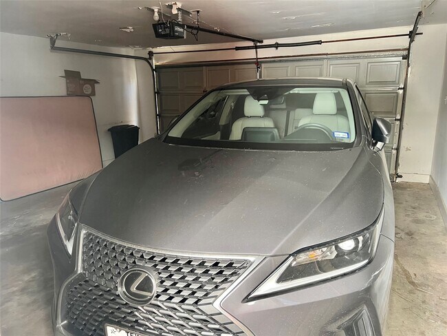 Building Photo - 1962 Augusta Dr