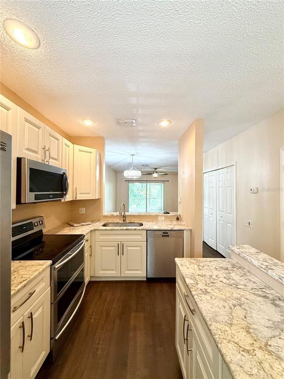 Building Photo - 8654 Hunters Key Cir