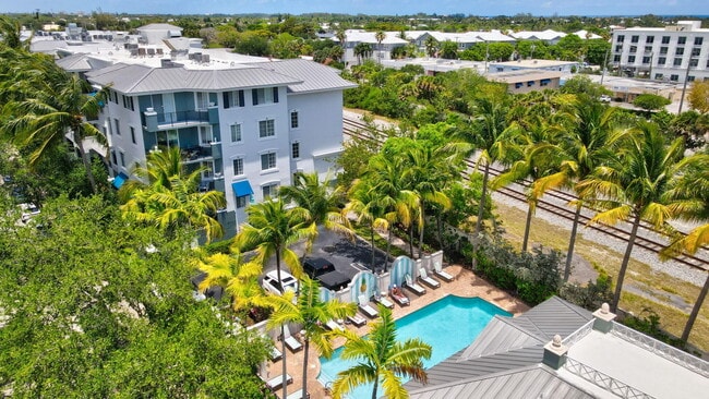 Building Photo - 350 NE 3rd St