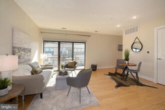 Building Photo - 5201 Wisconsin Ave NW