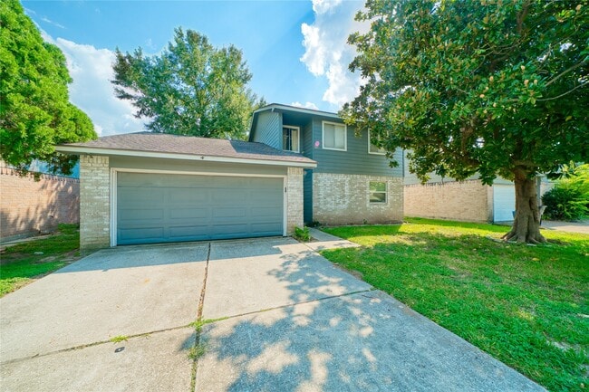 Building Photo - 10127 Fernstone Ln