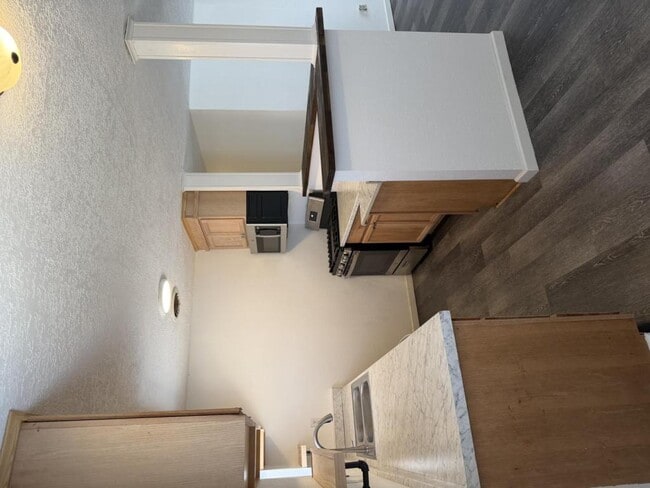 Building Photo - 406 Anderson Dr