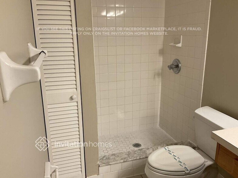 Building Photo - 727 Coquina Ct