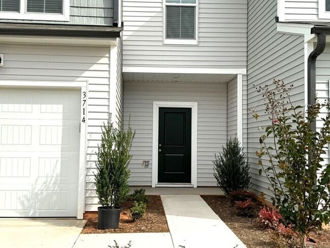 Building Photo - TH, Brand New Construction! Spacious Open Floor Plan, Upgrades throughout, Garage!