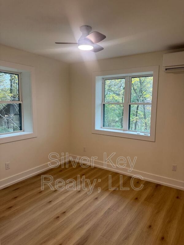 Building Photo - 2113 W Madison Ave