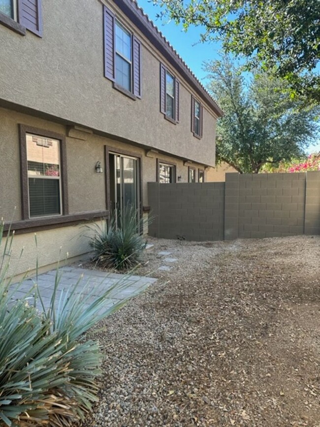 Building Photo - Popular Muirfield Village Townhome -Mesa 8...