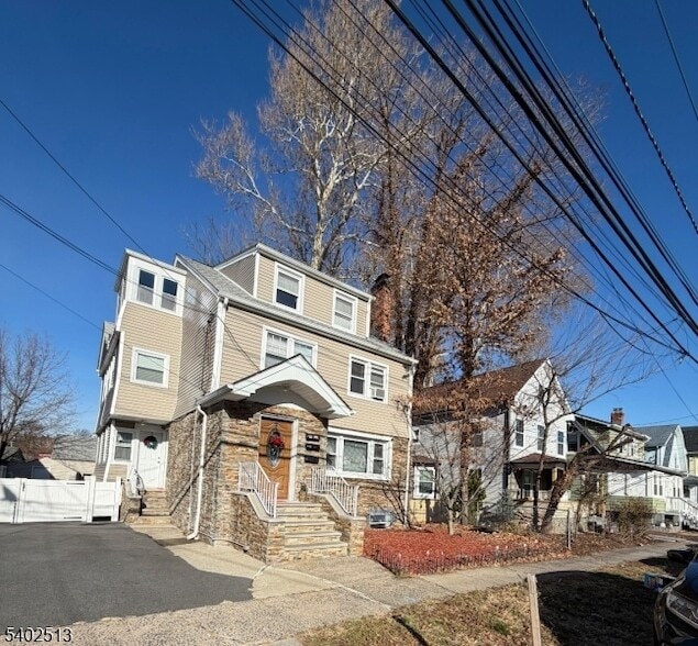 Building Photo - 255 Newark Ave