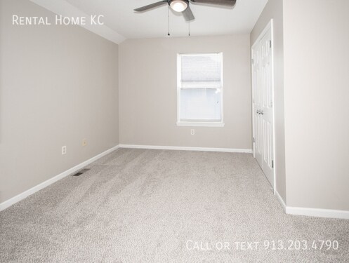 Building Photo - 1933 N 80th Ct
