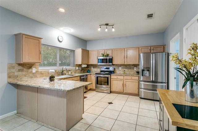 Building Photo - 307 Pointer Pl