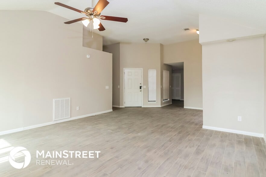 Building Photo - 5103 Nocona Ln