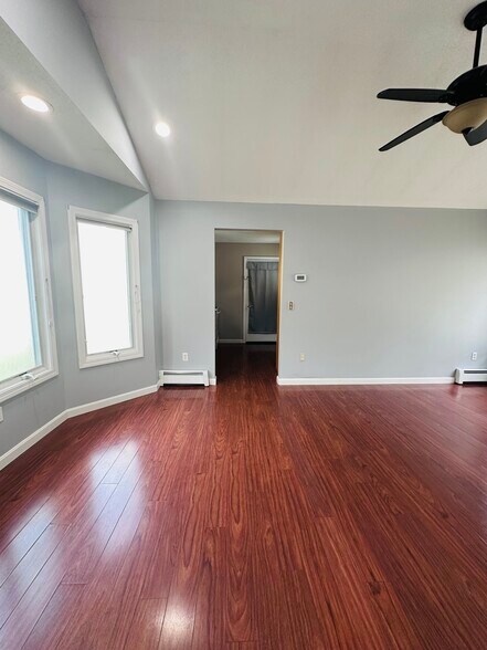 Building Photo - 21 Murielle Dr