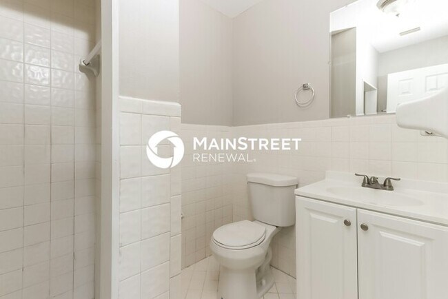 Building Photo - 3 Bedroom Pet-Friendly Home in Port St Lucie, FL with Main Street Renewal
