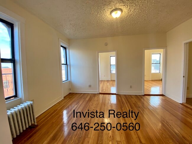 Building Photo - 3004 47th St