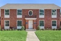 Building Photo - 2419 Shakespeare St