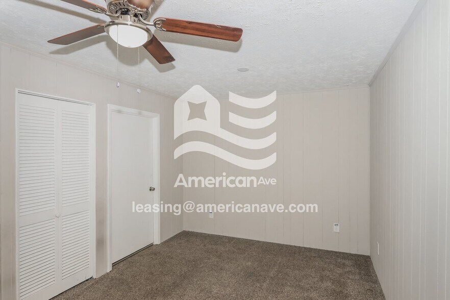 Building Photo - 1676 Hurley Cir