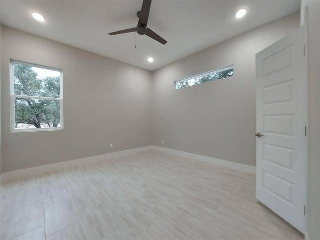 Building Photo - 301 Knights Row