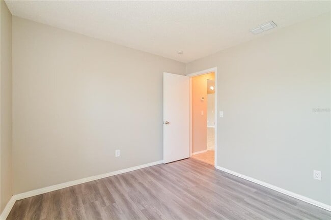 Building Photo - 3103 Orchard Pl