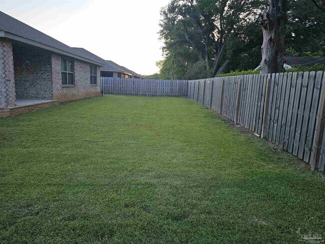 Building Photo - 6304 Burrow Ln