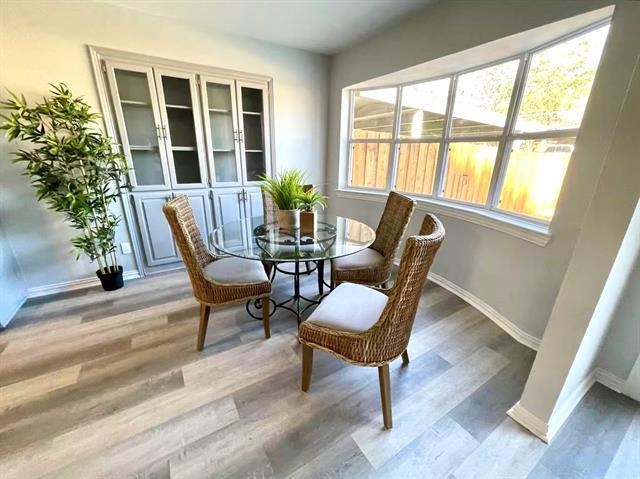 Building Photo - 4031 Port Royal Dr