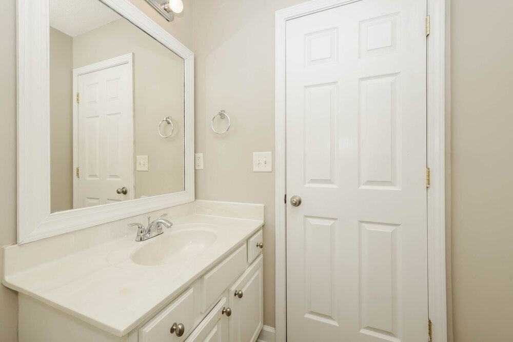 Building Photo - 1031 Lowrey Pl