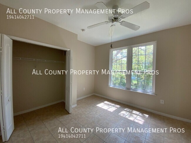 Building Photo - 4156 Central Sarasota Pkwy