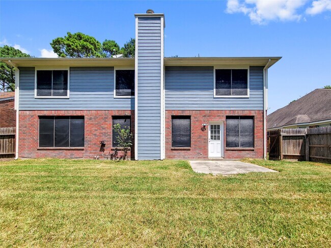 Building Photo - 7026 Blanco Pines Dr