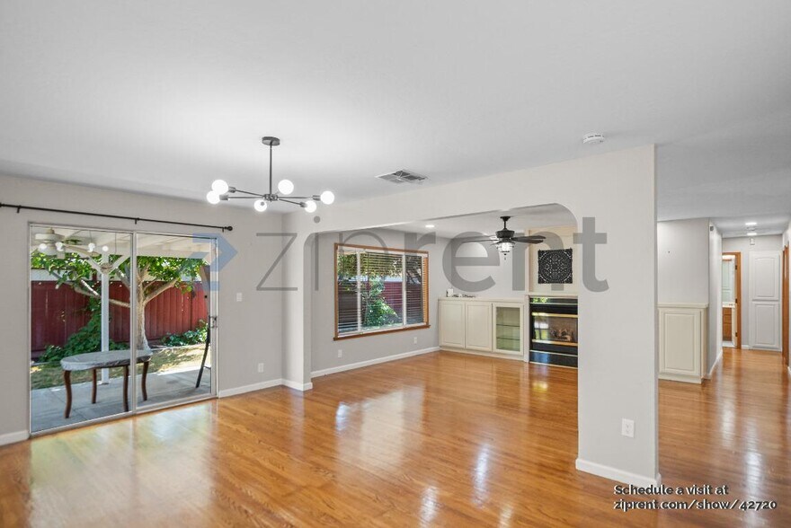 Building Photo - 4046 Alvarado St