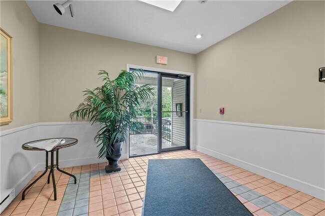 Building Photo - 66 Girard Ave