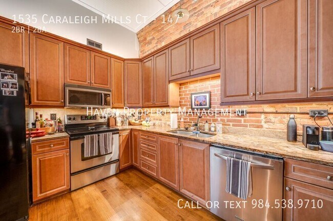 Building Photo - 1535 Caraleigh Mills Ct