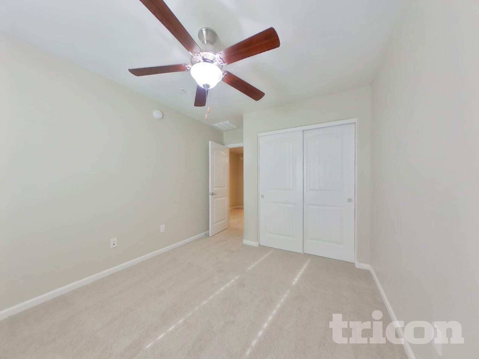 Building Photo - 12551 W Hummingbird Terrace