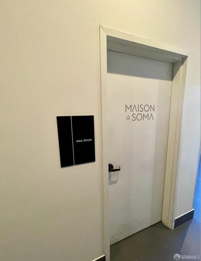 Building Photo - 230 7th St