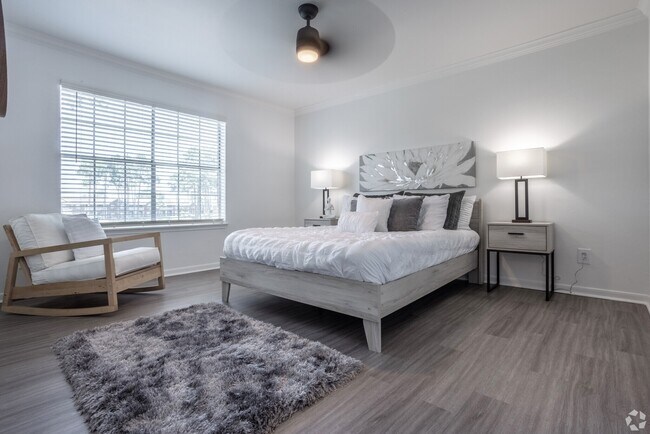 Building Photo - Comfort Meets Convenience in North Houston